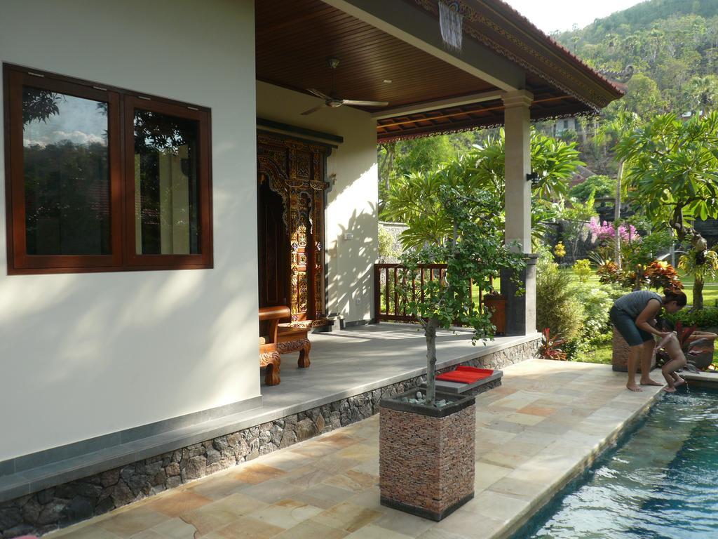 Di Abian Villas Amed Exteriör bild
